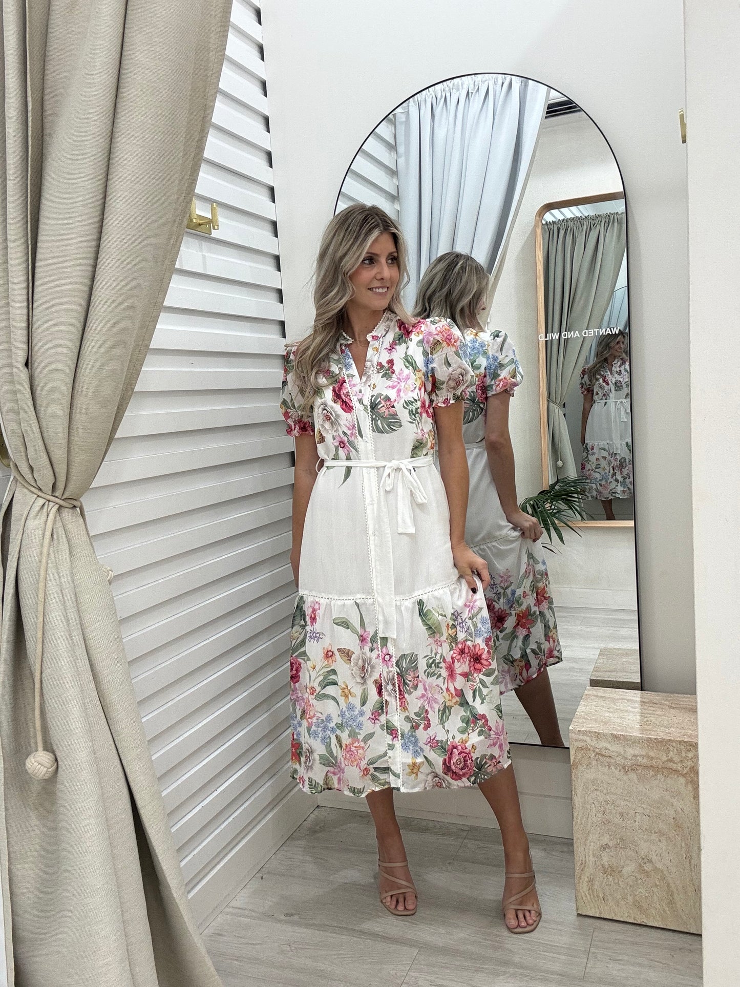 The Josie Midi Dress - Cream Floral