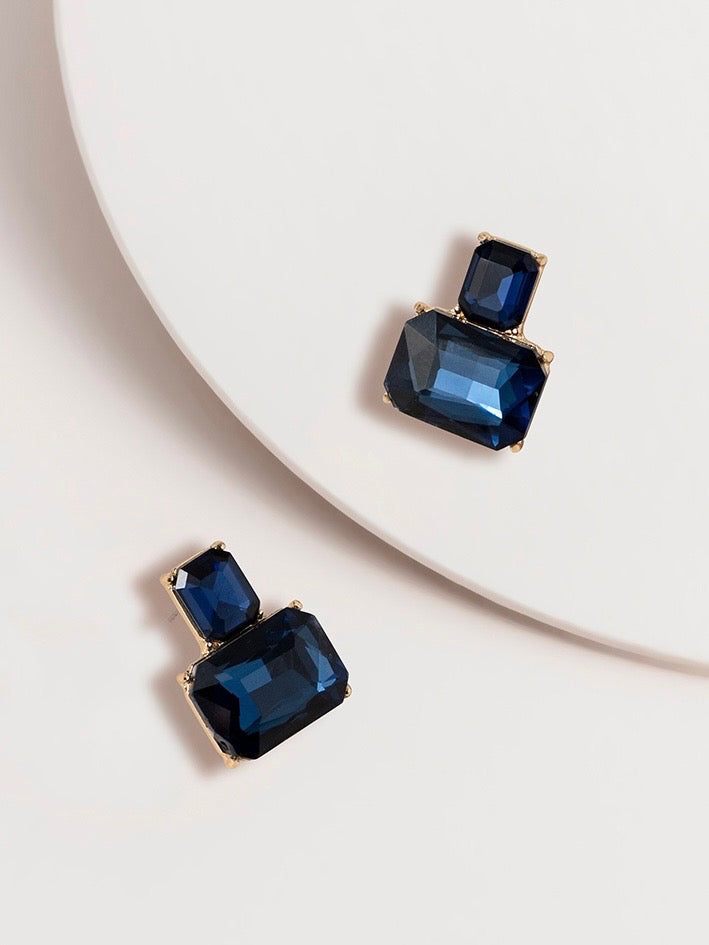 Elizabeth Glass Gem Post Earrings
