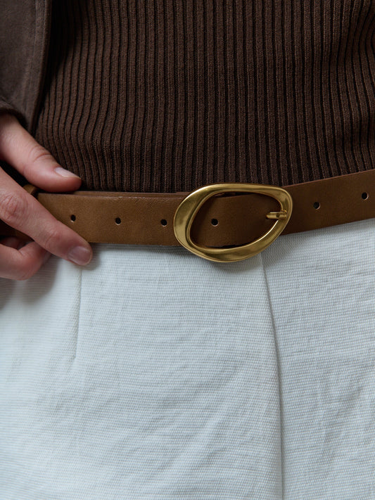 The Oval Buckle Belt - Brown