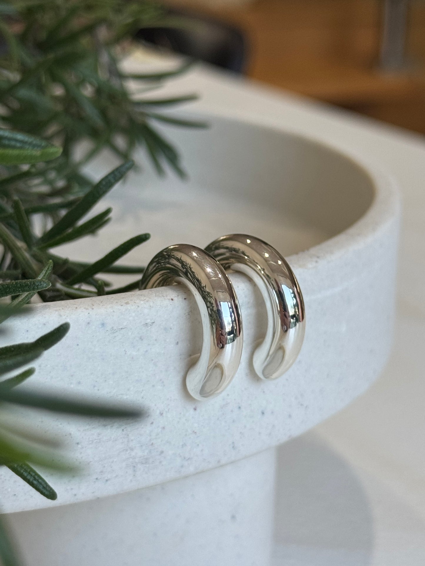 Shae hoop post earrings