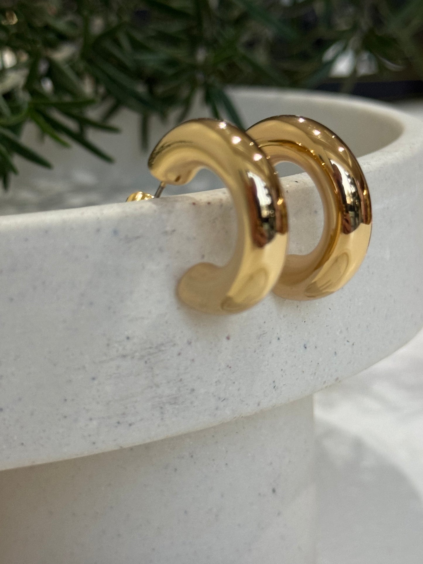 Shae hoop post earrings