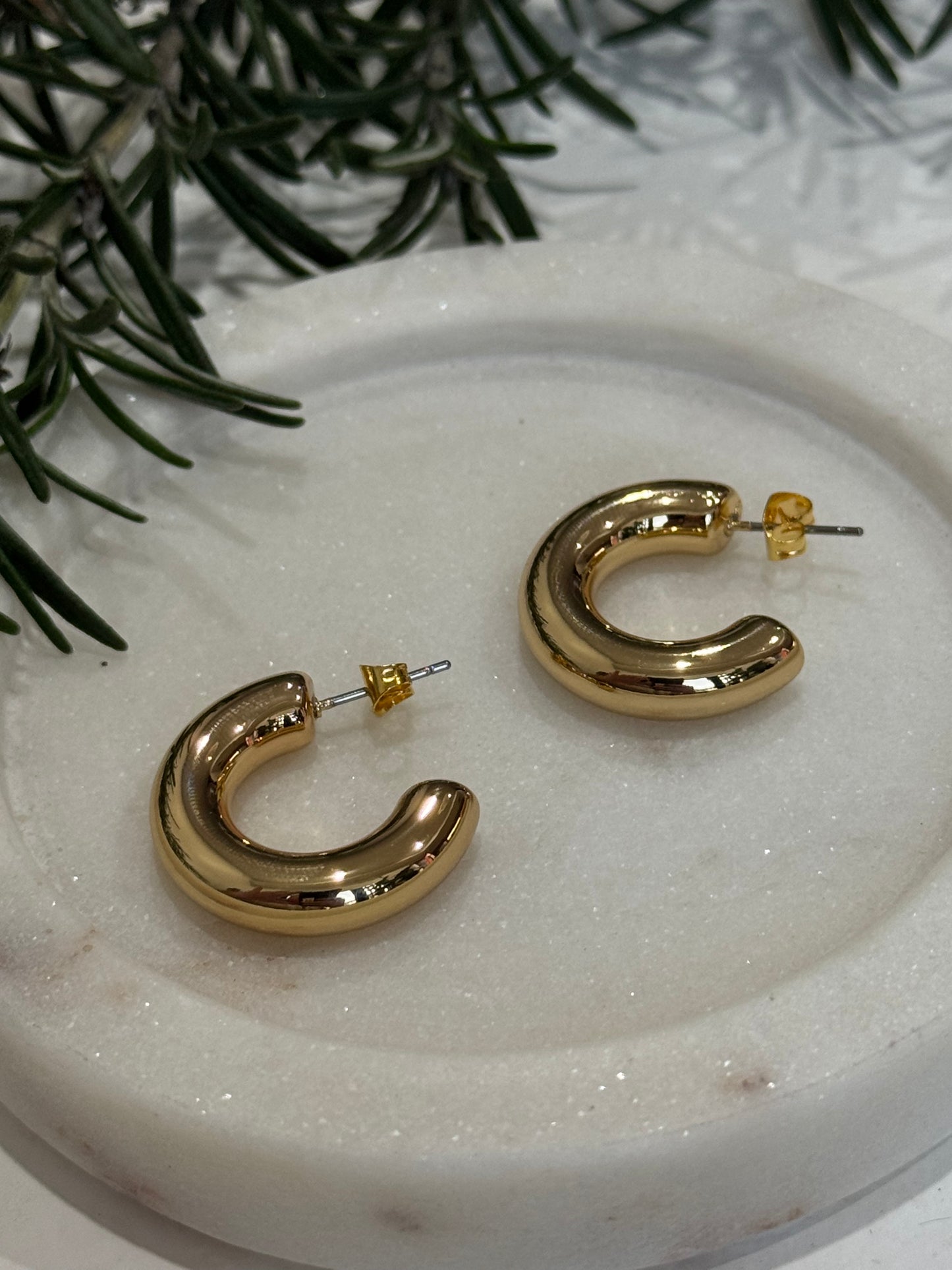 Shae hoop post earrings