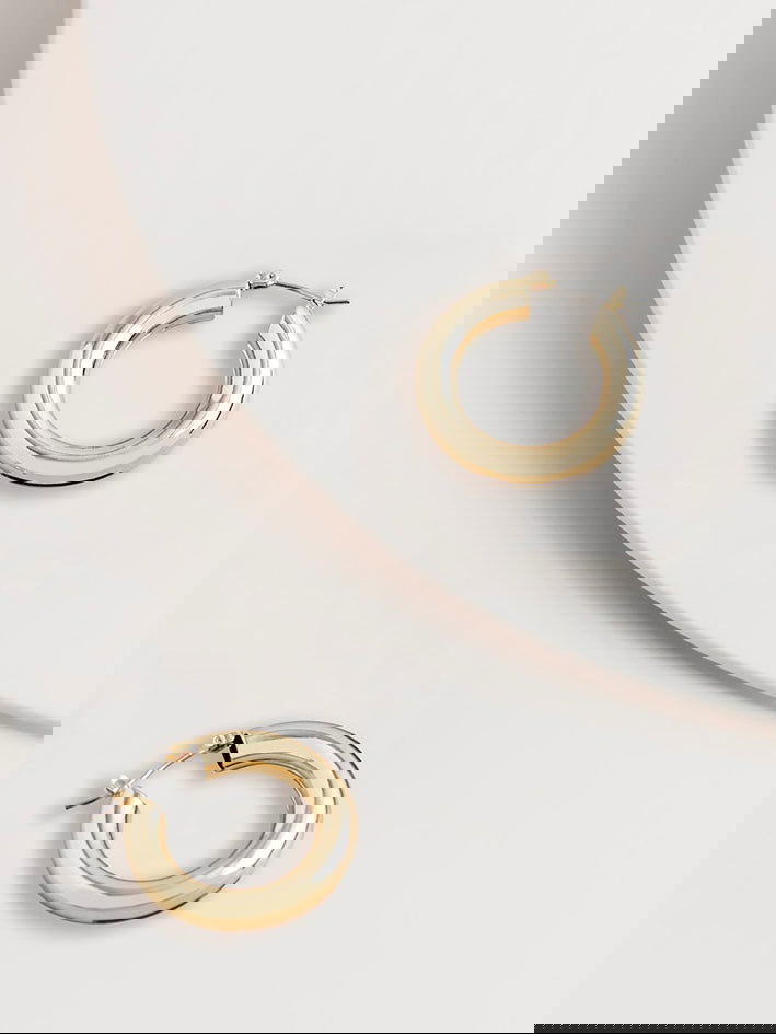 Mia Round Hoop Earrings - WANTED AND WILD