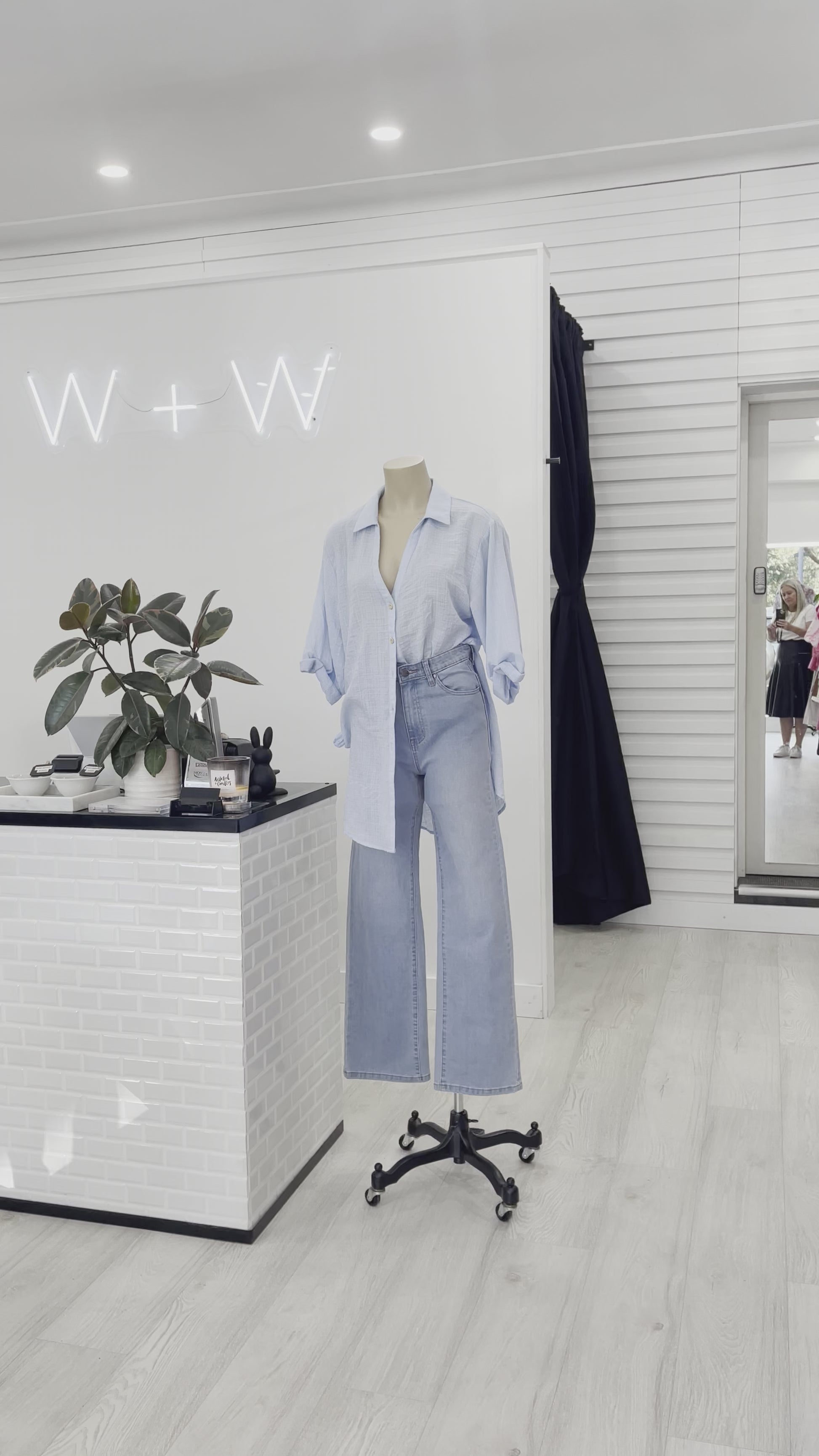 florence shirt pale blue