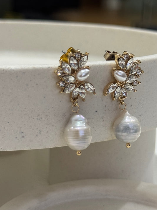 Mabel Pearl Drop Earrings