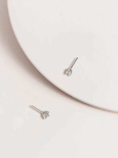 Danni Stud Earrings 4mm Round