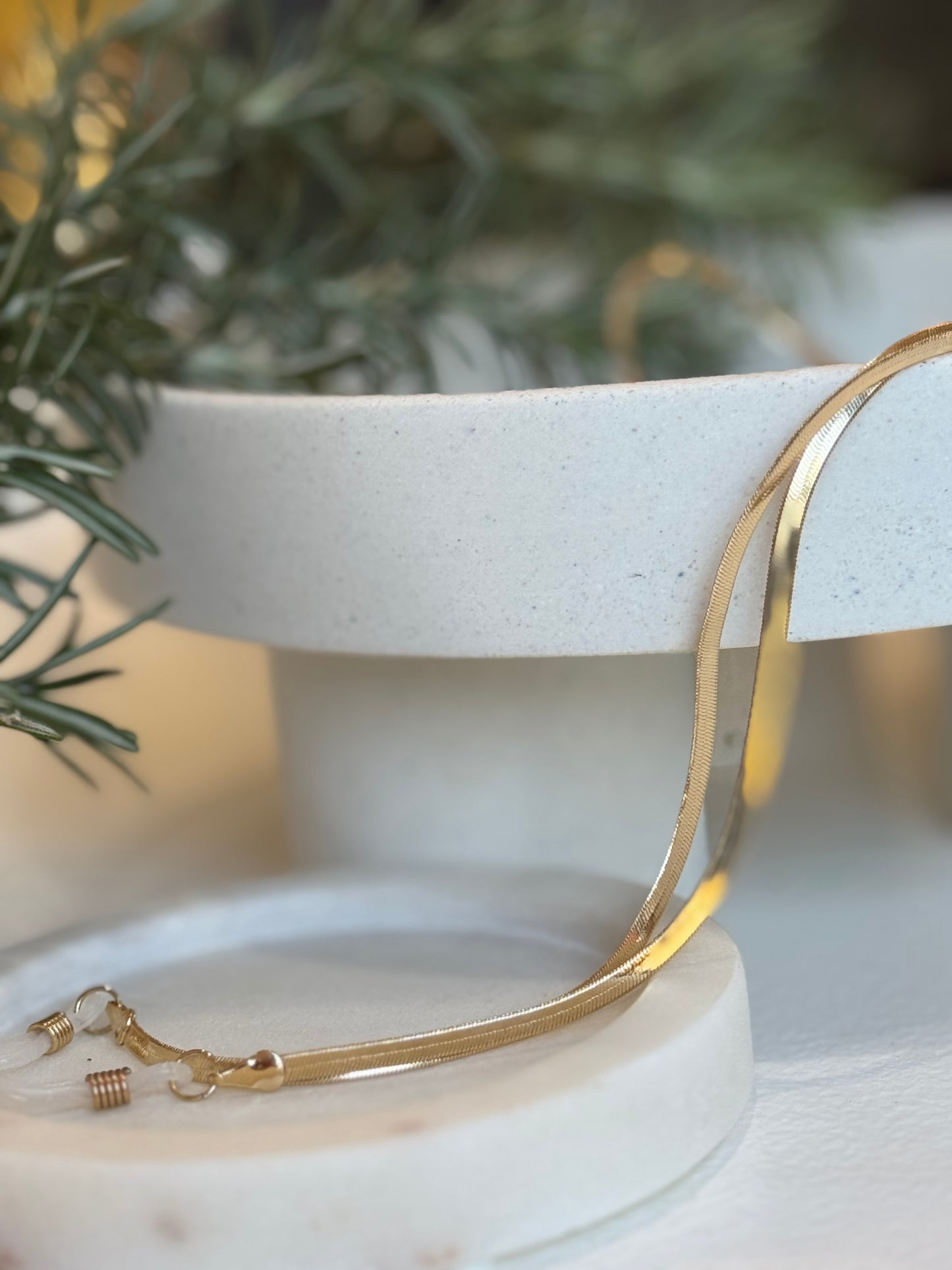 Herringbone Glasses Chain Gold