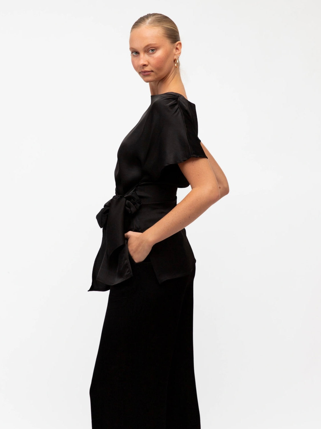 The Taylor Blouse - Black