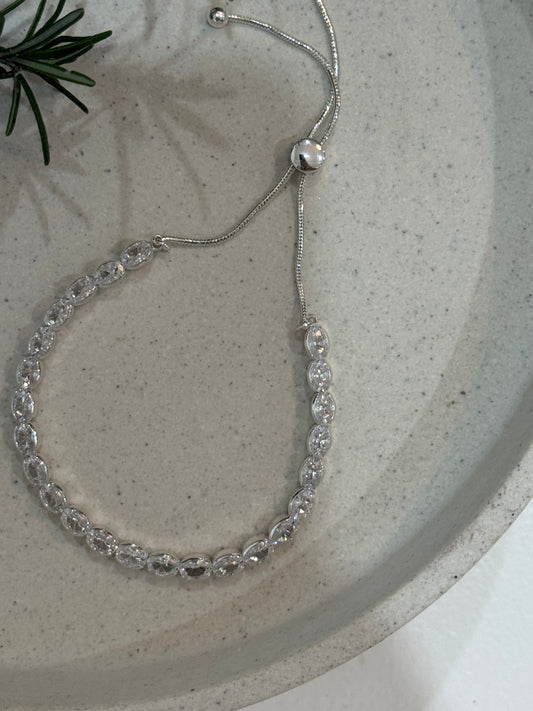 Everlie Oval Slider Bracelet