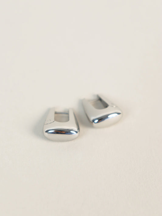 Capri Everyday Hoop Earring - Silver