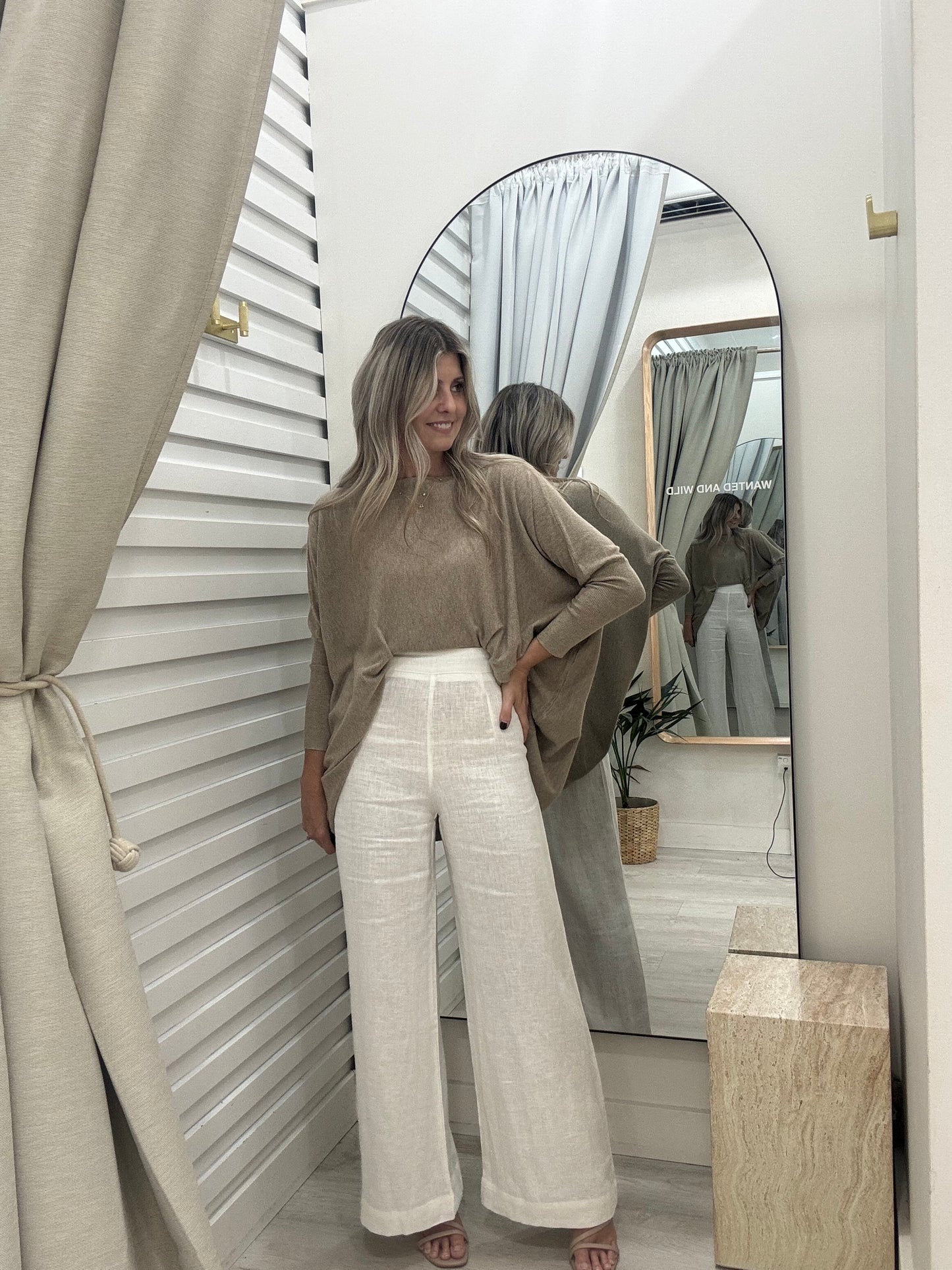 Mia Oversized Jumper - Latte