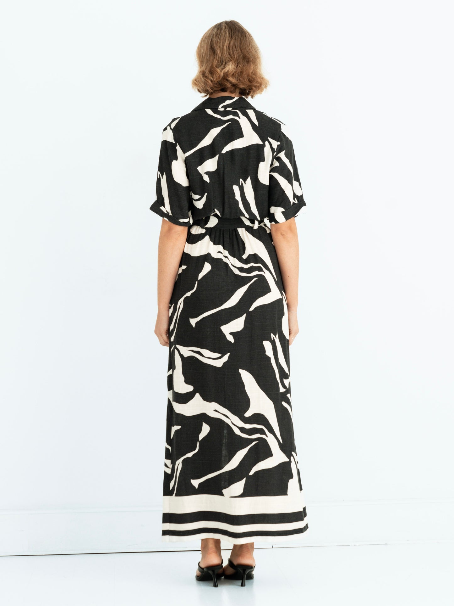 The Ossia Maxi Dress - Black and Cream