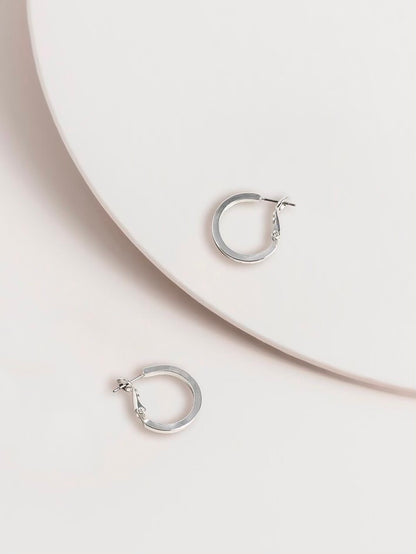 Elle Small Hoop Earrings