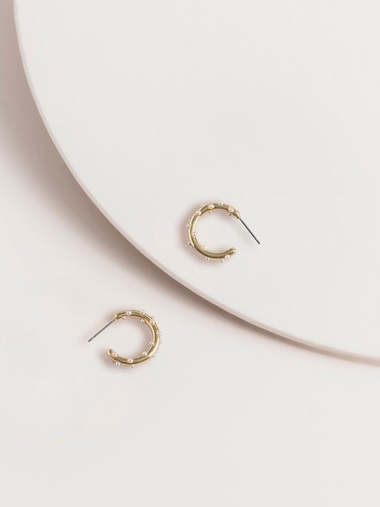 Maisie Pearl Hoop Earrings