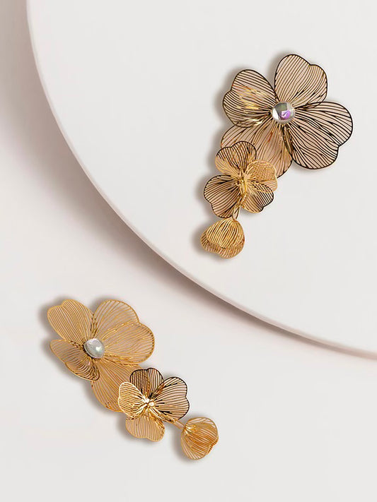 Carrie Statement Wire Flower Post Earrings