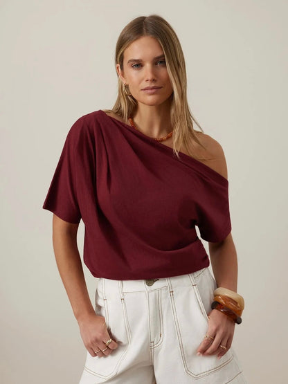 Worn with shorts The Gabi Tee in Burgundy is perfect to dress up your shorts.