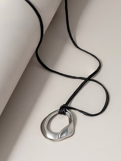 The Kat Pendant Necklace