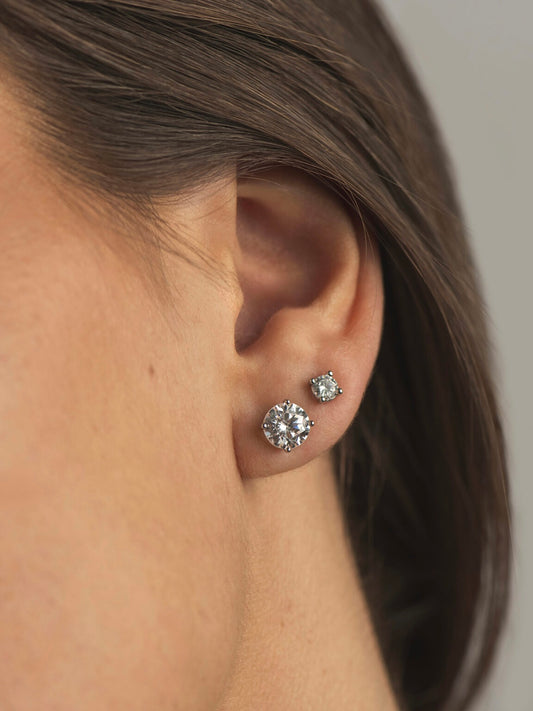 Danni Stud Earrings 4mm Round