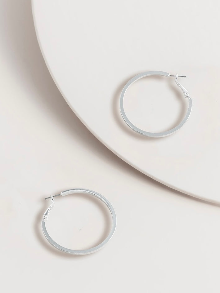 Ivy Medium Hoop Earrings