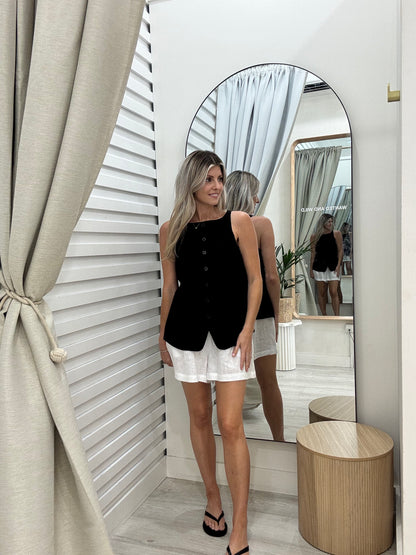 The Levi Vest - Black