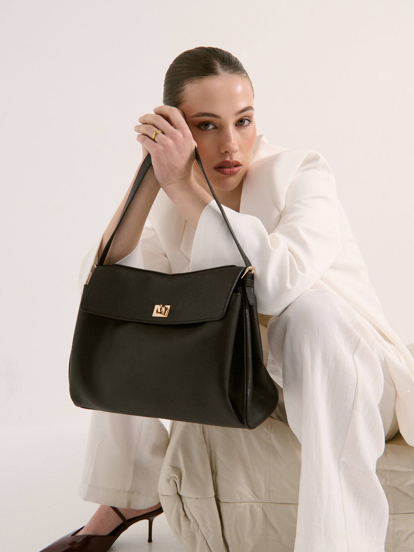 The Isabeau Bag - Black