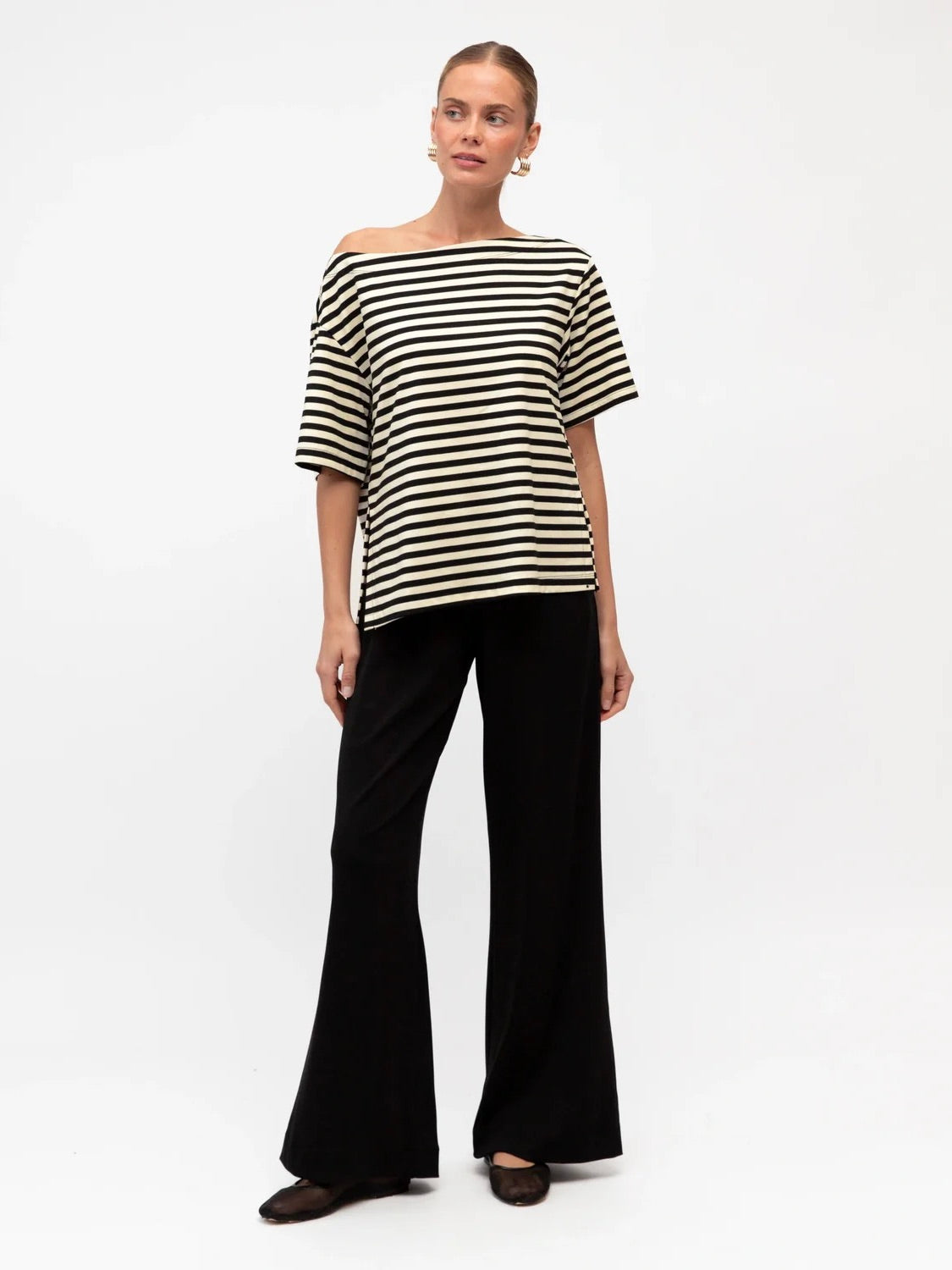 The Stripe Top - Black / Ivory