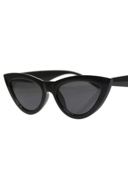 Kiss Kiss Reality Sunglasses - Black - WANTED AND WILD