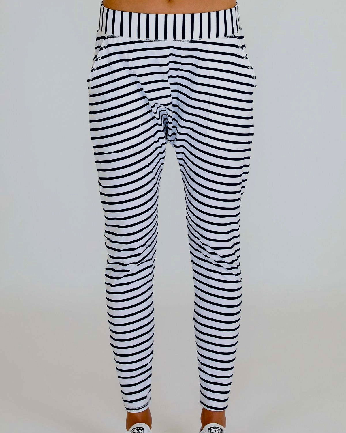 Stella Jogger 3rd Story - White Stripe - WANTED AND WILD
