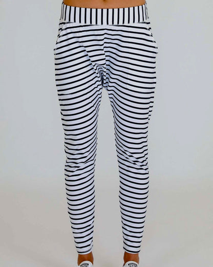 Stella Jogger 3rd Story - White Stripe - WANTED AND WILD