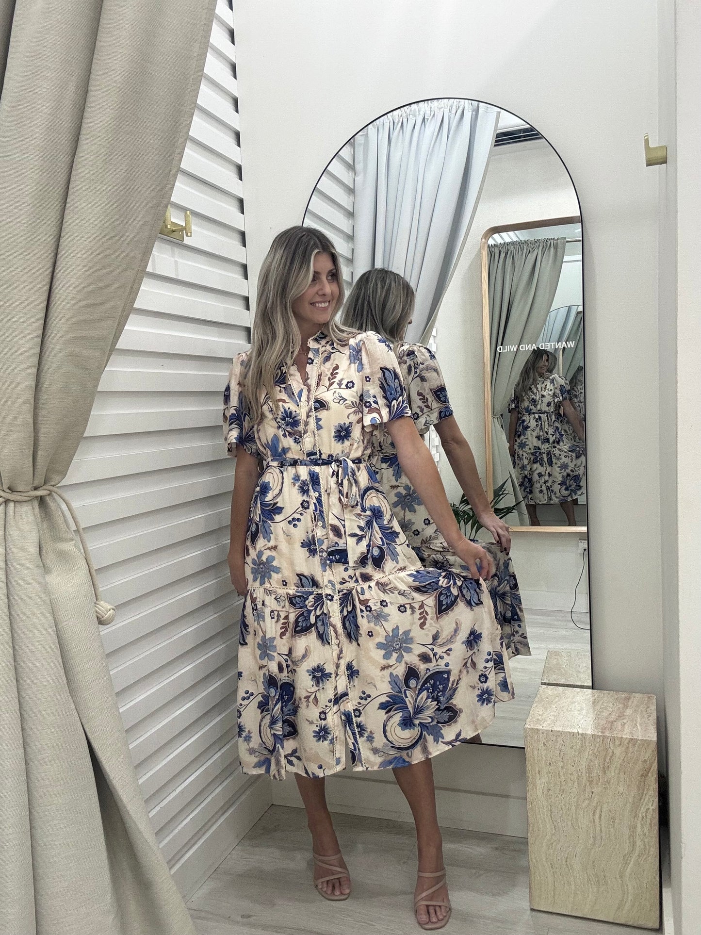 The Josie Midi Dress - Blue Paisley